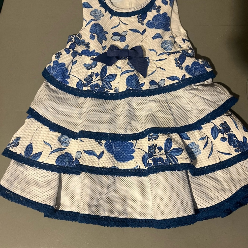 Foque Kids dress Size 4